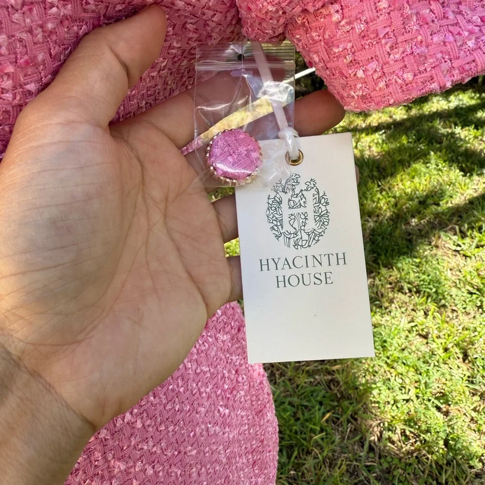 Tuckernuck HYACINTH HOUSE
Pink Tweed Kit Mini Dress size M NWT - Picture 8 of 11